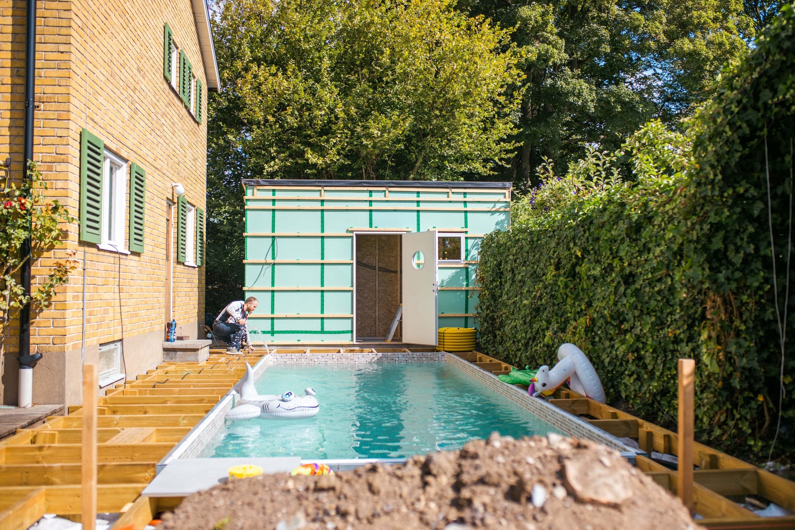 Bygga pool renovera pool poolservice poolbutik